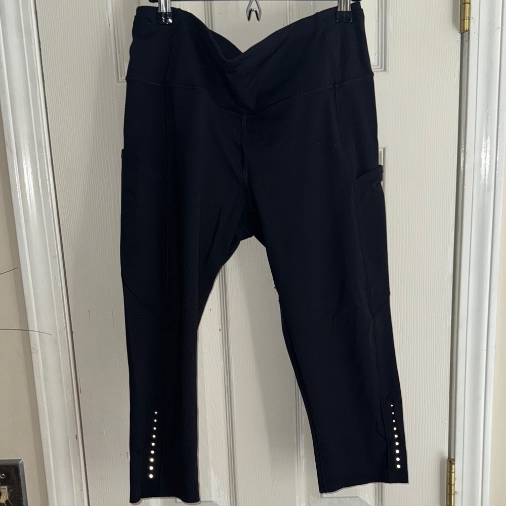 Lululemon Black Cropped Leggings with detail at the bottom of the legs